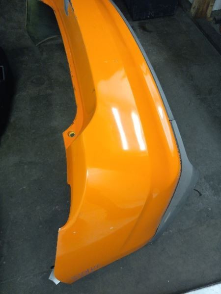 04-09 TOYOTA PRIUS REAR BUMPER US MARKET ORANGE SCRATCHES