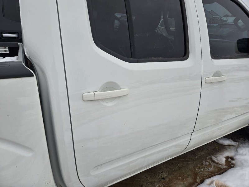 Passenger Rear Side Door Crew Cab Electric Fits 05-18 FRONTIER 3619030