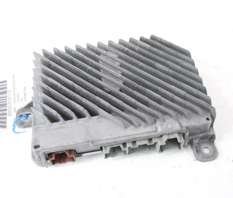 2014-2017 Cadillac XTS Radio Amplifier Amp Opt UQA OEM 84113732