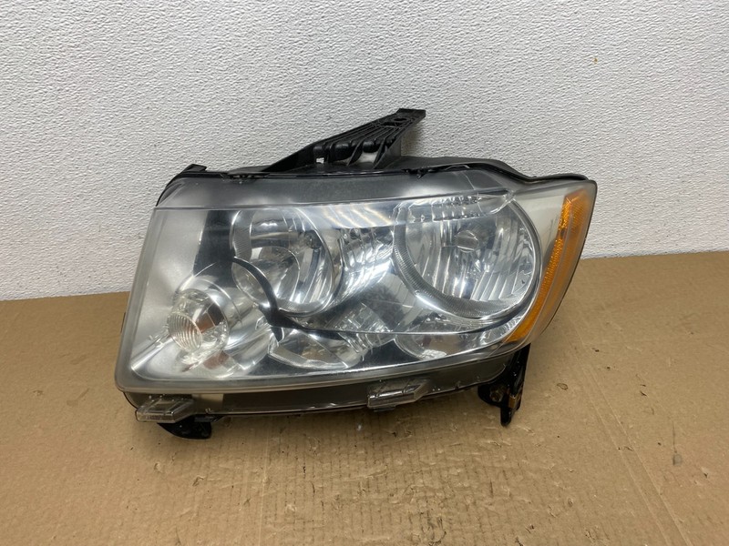 2011 to 2013 Jeep Grand Cherokee Halogen Left Driver Lh Headlight Oem AC3844 DW