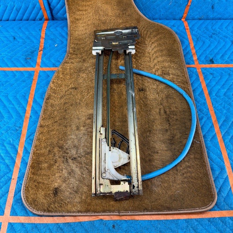 1989–1991 CHRYSLER TC MASERATI Rear Right Window Regulator Assembly 46K OEM