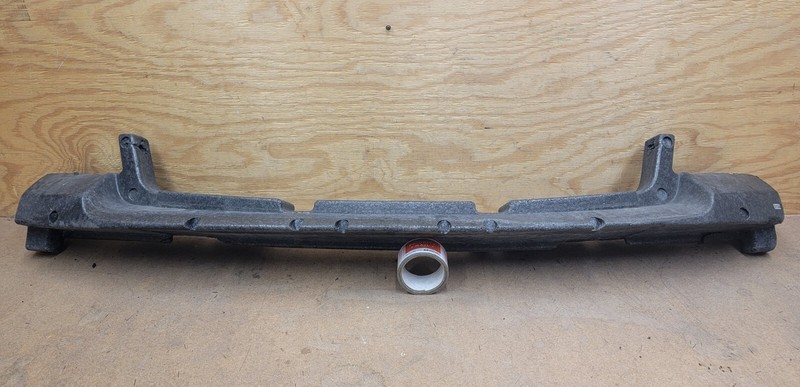 2007 - 2014 Chevrolet Tahoe Front Bumper Center Support Absorber 15882454 OEM