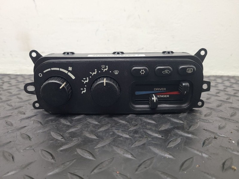 03-05 Dodge Ram 1500 Temperature Climate Control Dual Zone OEM 55056323AA