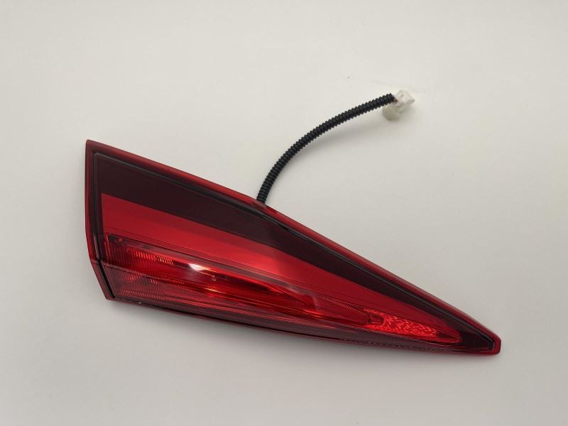2016-2021 HONDA CIVIC LEFT TAILLIGHT DECK MOUNTED SEDAN 76K -Si- 56630