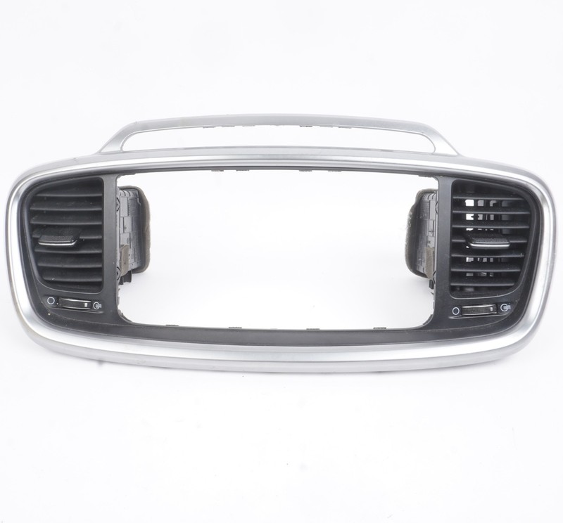 2016 - 2020 Kia Sorento Dash Dashboard Center A/C Air Vent Grille Trim Panel OEM