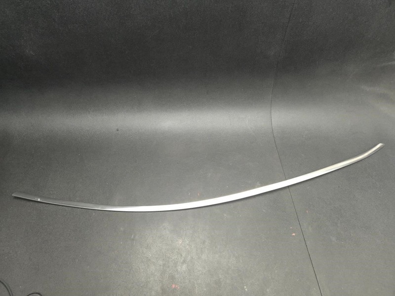 Front Left Door Reveal Molding 2022 Hyundai Tucson 82850-N9000 2023 2024 2025 X