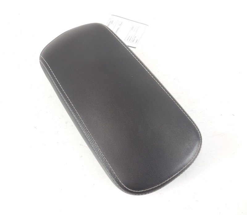 2014 14 Chrysler 200 Center Console Arm Rest Lid Cover OEM
