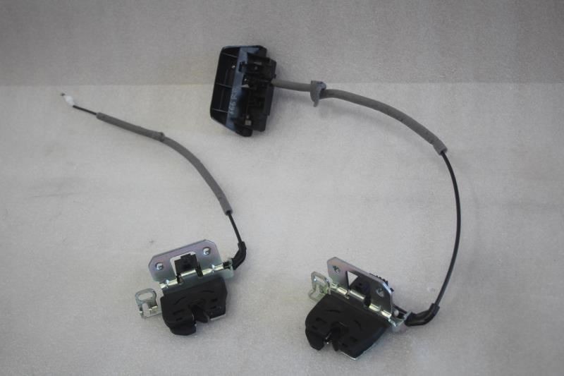 2012 2013 2014 2015 MERCEDES C250 C350 C204 COUPE TRUNK LATCHES LOCK ACTUATORS