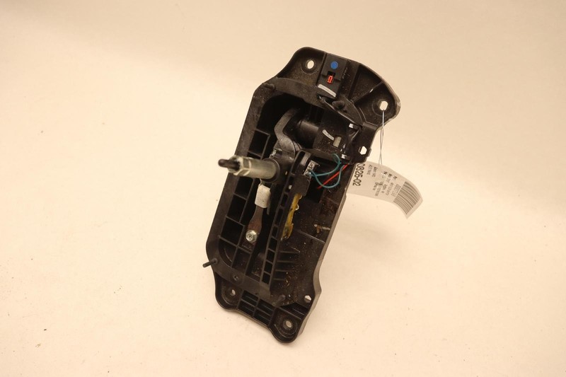 2014-2019 CHEVY CORVETTE AUTOMATIC TRANSMISSION GEAR SHIFTER LEVER OEM