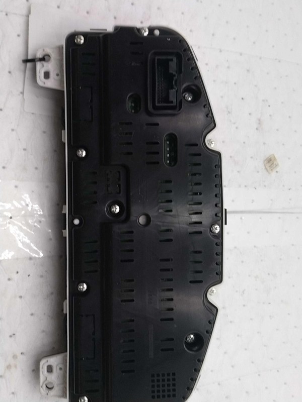 2014 Lincoln MKS Speedometer Gauge OEM Tan 3.7L 90K Miles - Warranty Included