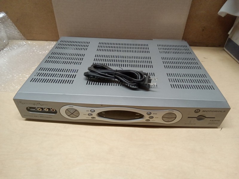 Motorola Dolby Digital DCT6416 III Dual Tuner DVR/HDTVCapable