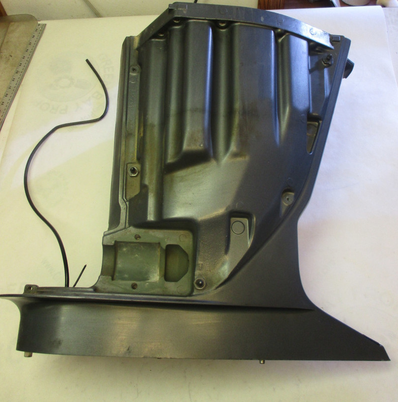69J-45111-01-8D Yamaha Outboard Upper Casing Housing 69J-45111-02-8D NLA