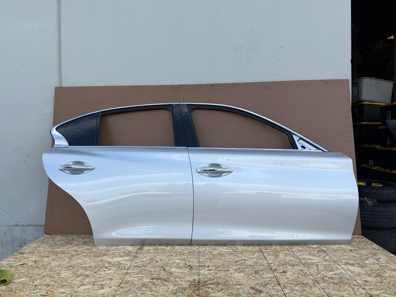 INFINITI Q50 2014-2024 OEM FRONT REAR RIGHT PASSENGER DOOR SHELL ASSEMBLY SILVER