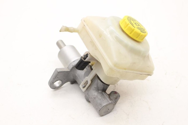 10-16 PANAMERA Turbo AWD Brake Master Cylinder 97035501300