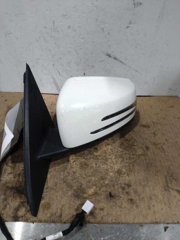 2016 Mercedes-Benz GLA-Class Left Door Mirror Assembly White OEM Used 434248