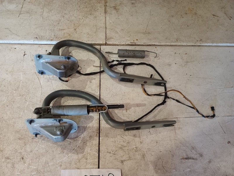 2004 -2010BMW 525iE60 Trunk Lid Hinges528i 535i 550i OEM