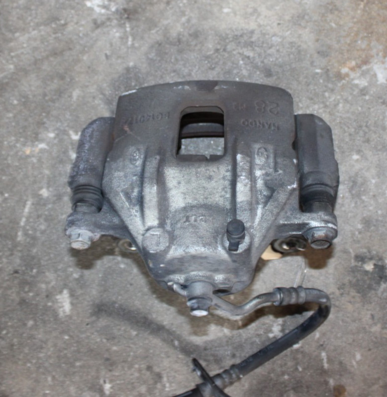 2009-2014 HYUNDAI AZERAFront Left Driver Brake Caliper 58180-3L300 OEM