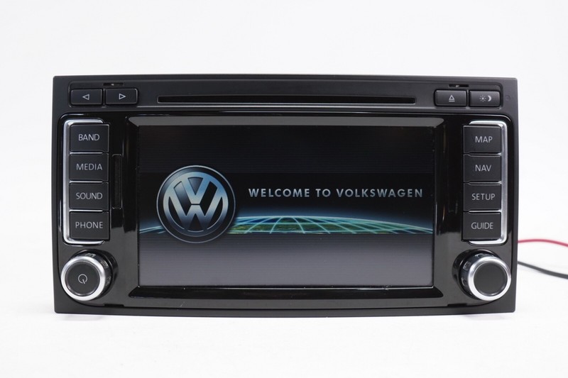 VOLKSWAGEN TOUAREGRadio Navigation Unit AM-FM Tuner CD OEM 2009 - 2011