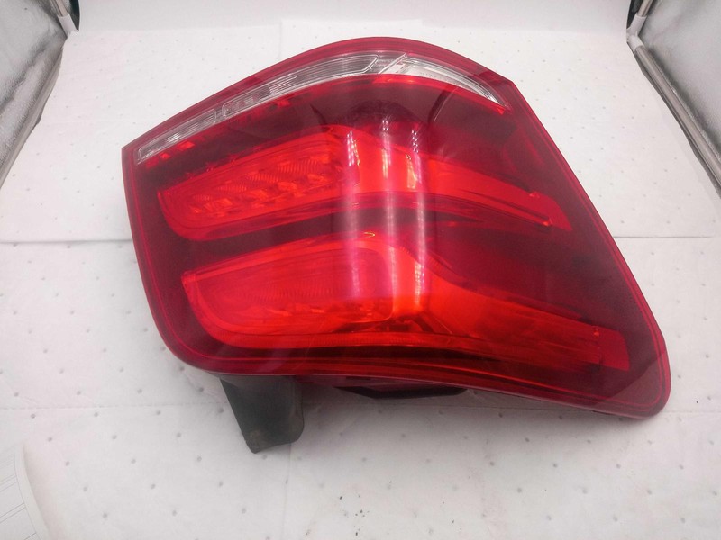 2015 Mercedes-Benz GLK-Class Left Tail Light Assembly White 446319 Used
