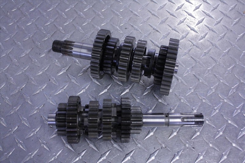 2006 SUZUKI DL 650 V STROM TRANSMISSION GEARS OEM DL650 06