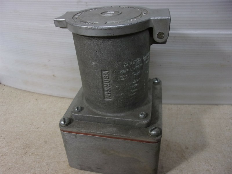 A-H AH&H Receptacle Enclosure 60A 600VAC *FREE SHIPPING*