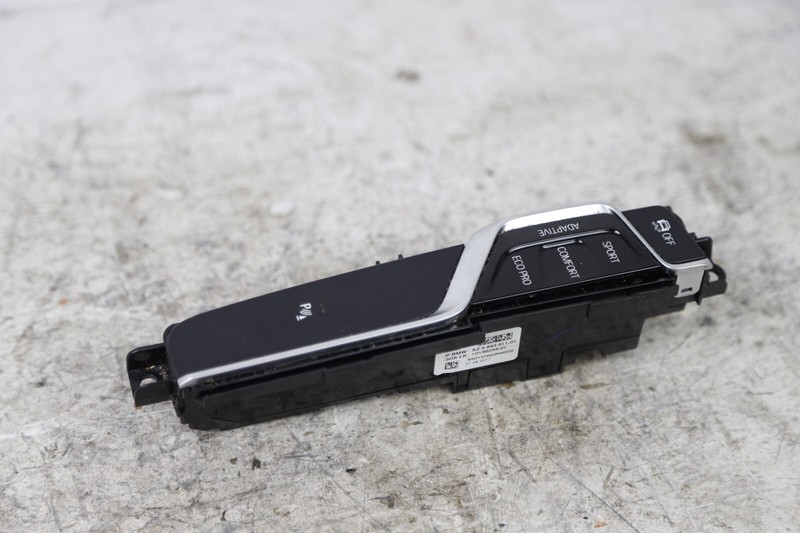 17-20 BMW G30 5 Series Center Console Switch Operating Unit 6843911 OEM