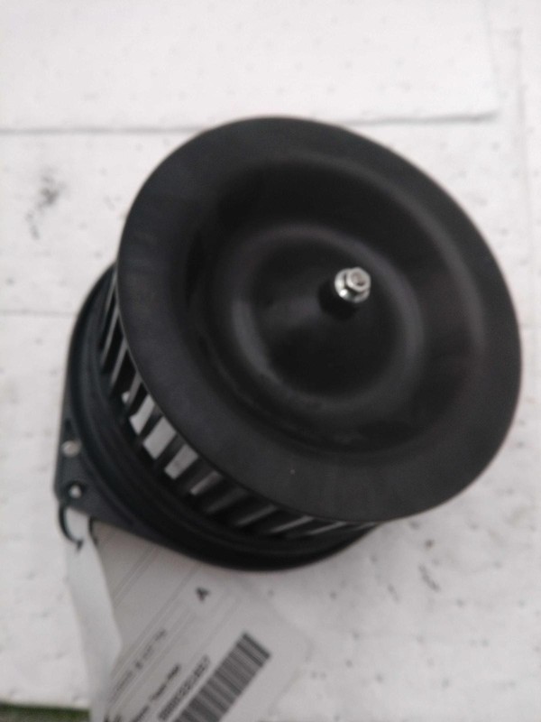 Used Rear HVAC Blower Motor fits: 2020 Nissan Pathfinder rear Rear Grade A