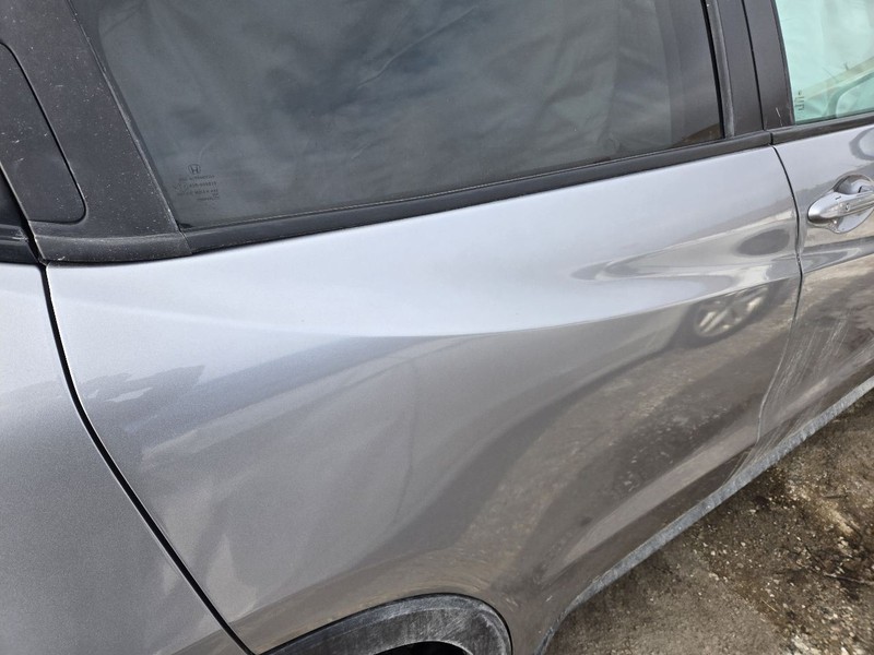 Passenger Rear Side Door With Privacy Tint Glass Fits 16-22 HR-V 3624475