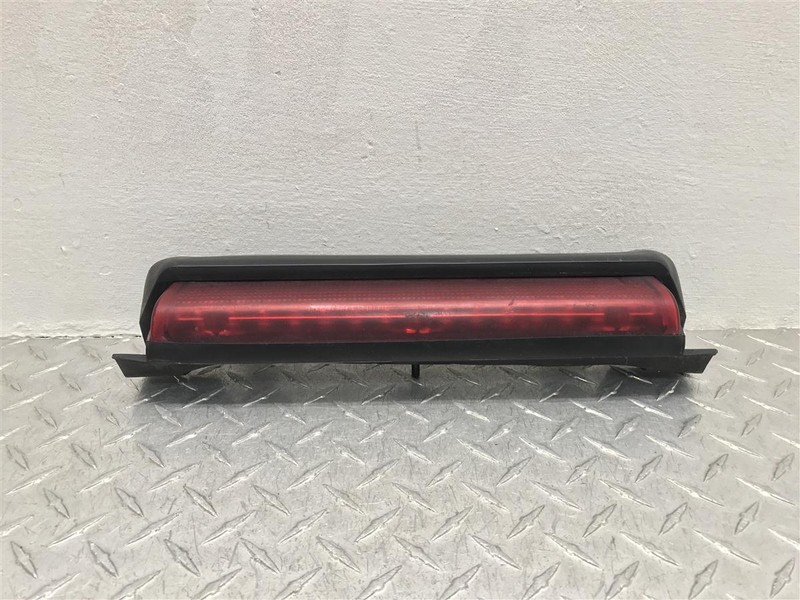 2001 CHEVROLET TAHOE HIGH MOUNTED STOP LAMP OEM