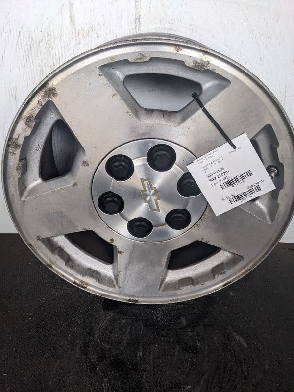 Wheel Classic Style 17x7-1/2 Aluminum Fits 04-07 SILVERADO 1500 PICKUP 1171101