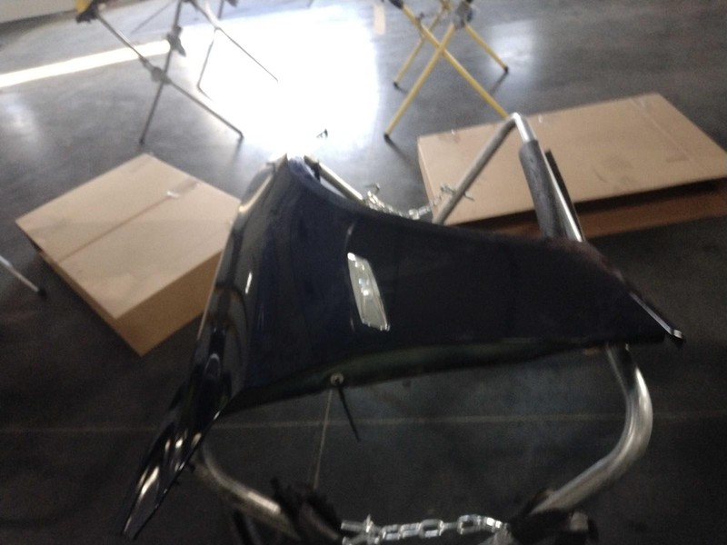 BMW 528i 2011 Right Fender BLUE 57675 2405