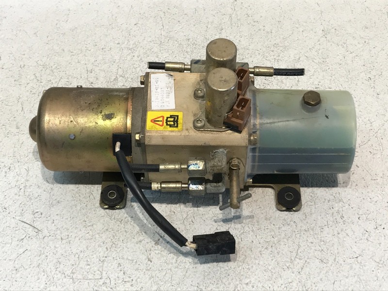 1997-2006 Jaguar XK8 Convertible Top Roof Lift Motor Hydraulic Pump OEM