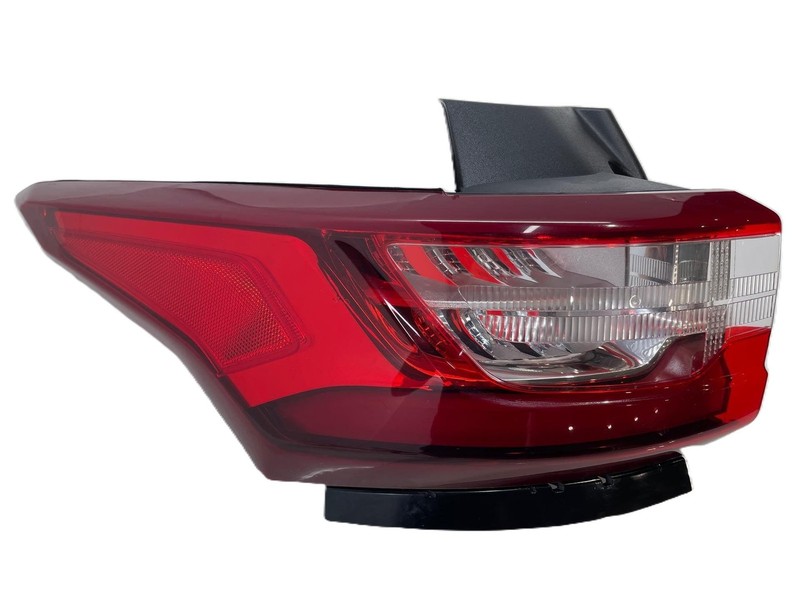 2018-2021 Chevy Traverse LT LH Driver Rear Tail Light W/o Redline 84838457 OEM