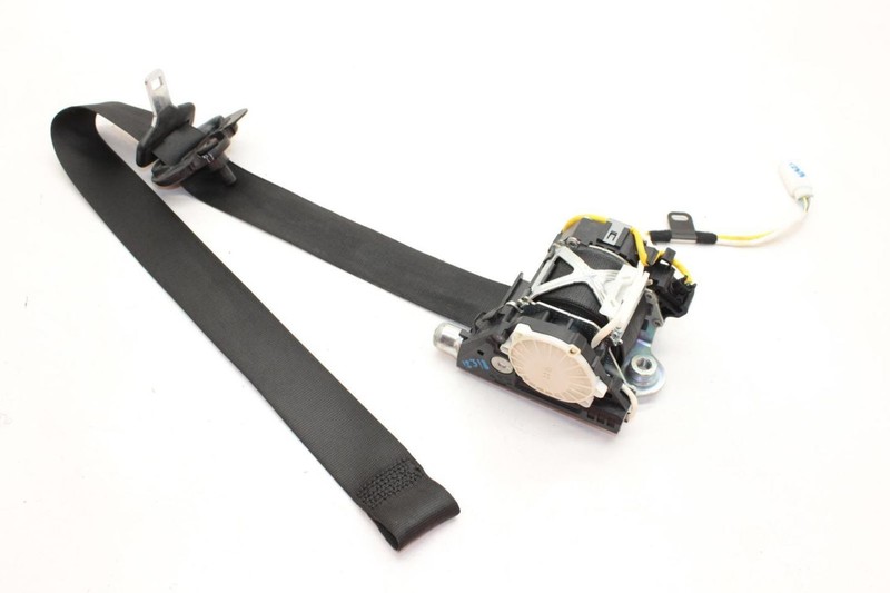 12-13 BMW M3 4.0L Driver Left Front Seat Belt Retractor 34122774