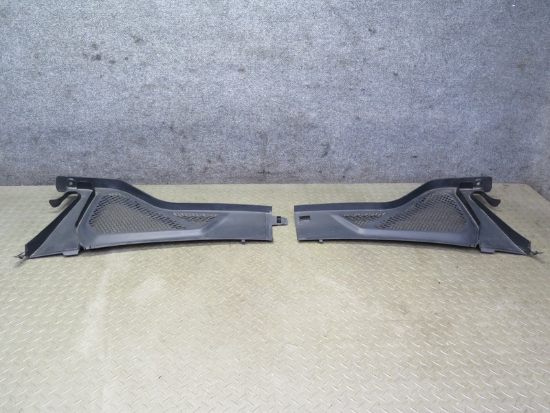 2014-2018 BMW F15 X5 FRONT LEFT & RIGHT WINDSHIELD VENT COWL TRIM PANEL SET OF 2