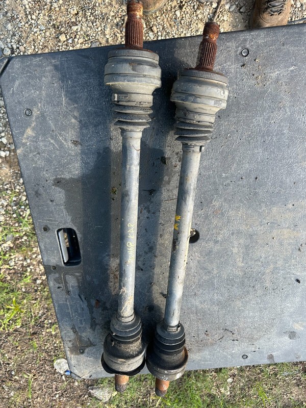 08-17 MERCEDES C CLASS C230 C300 C250 C350 E350 RH LH OEM REAR AXLES AXLESHAFTS