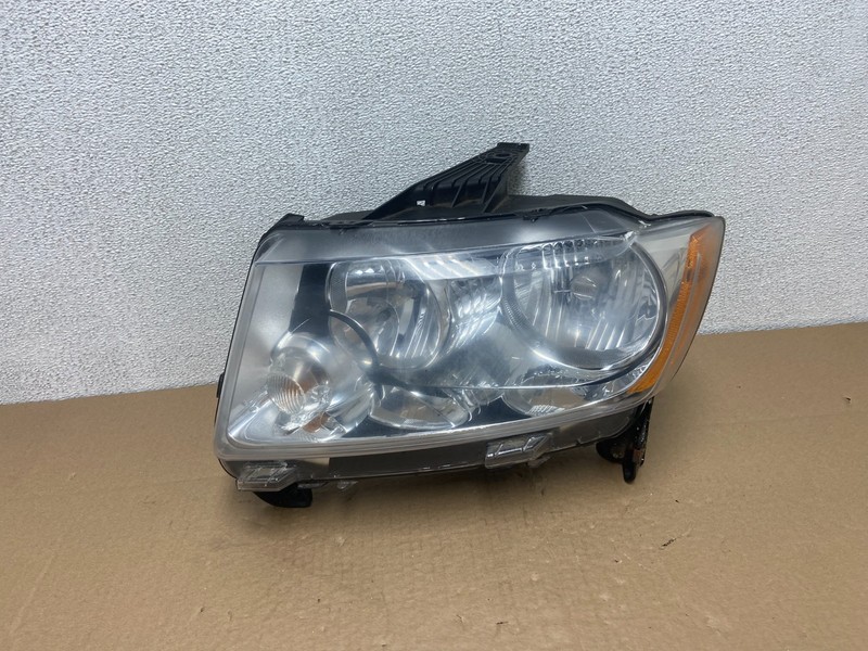 2011 to 2013 Jeep Grand Cherokee Halogen Left Driver Lh Headlight Oem AB6119 DW