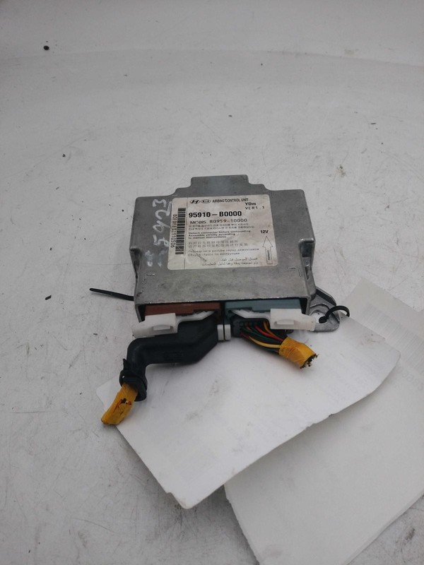Used Air Bag Module fits: 2017 Kia Forte Air Bag center console ID 95910A7920 Gr