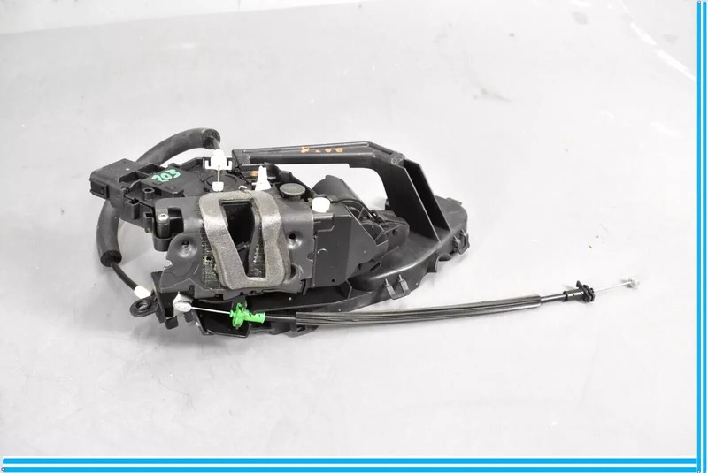 10-15 Jaguar XJL X351 Rear Right Door Lock Latch Actuator 8X2A26412AC OEM