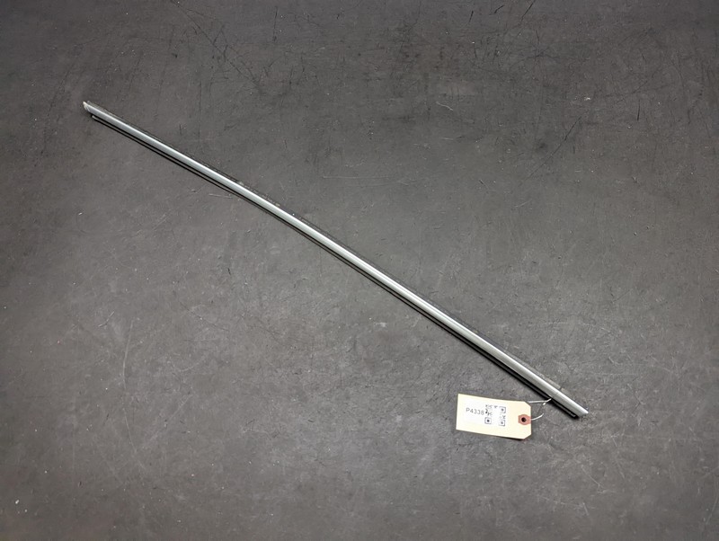 Front Right Door Window Belt Molding 2018 BMW 430i 7315406 2017 2019 2020