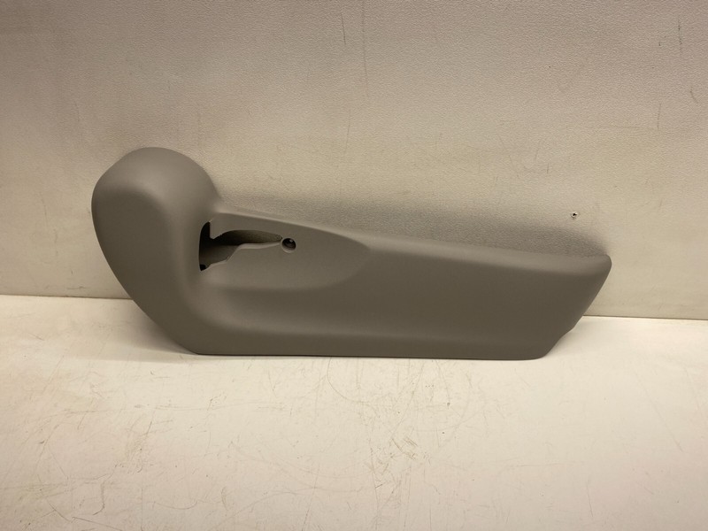 2012-2014 TOYOTA CAMRY RIGHT FRONT SEAT MANUAL TRACK OUTER COVER TRIM BEZEL GRAY