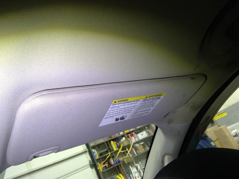 Passenger Right Sun Visor With Illumination Fits 17-24 TITAN 1751565