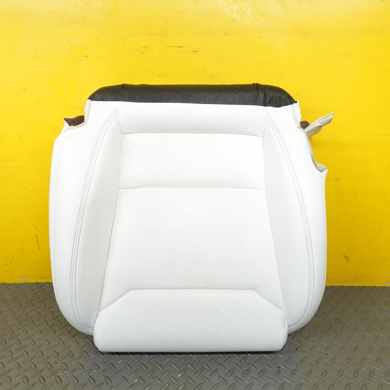 2016-2020 TESLA MODEL X FRONT RIGHT LOWER BOTTOM SEAT CUSHION WHITE 106550501