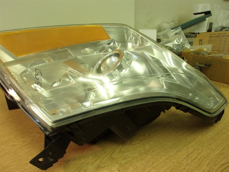 VOR SAE AH13HPP2 R 6Z10 GM Headlight "B" *FREE SHIPPING*