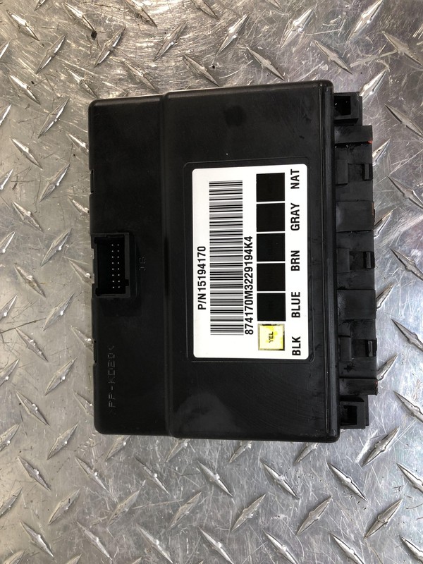 03-06 Chverolet Avalanche Body Control Module 15194170 May Need Dealer Oem