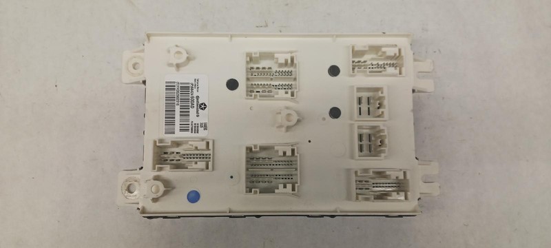 2020 PLYMOUTH VOYAGER Body Control module BCM 68424600AD OEM 20