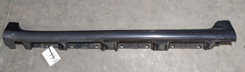 2009-2013 Toyota Corolla Driver Left Rocker Panel Molding 1162990