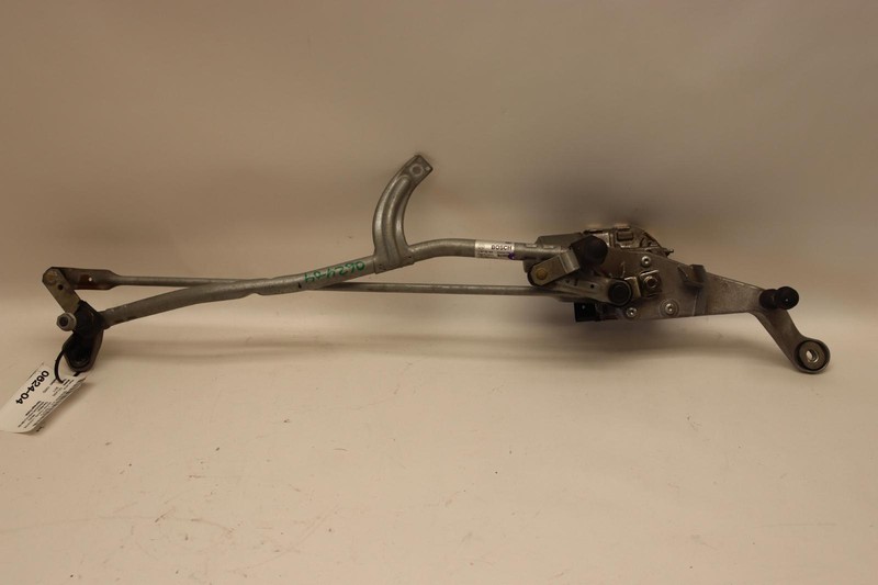 2017-2018 MERCEDES C-CLASS C300 W205 WINDSHIELD WIPER MOTOR TRANSMISSION OEM