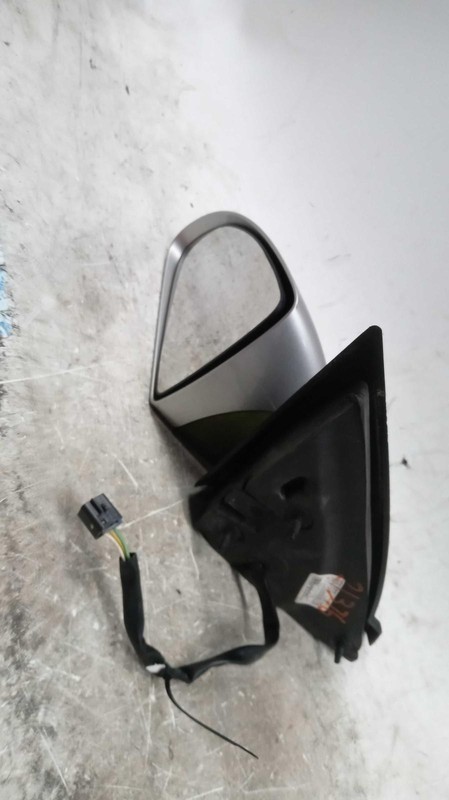 2006 Chevrolet Malibu Left Door Mirror Assembly Silver 482966 148K Miles