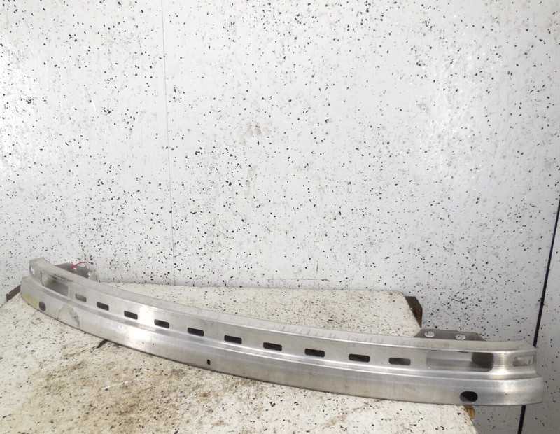 2016 16 Maserati Quattroporte S Rear Bumper Reinforcement Rebar OEM